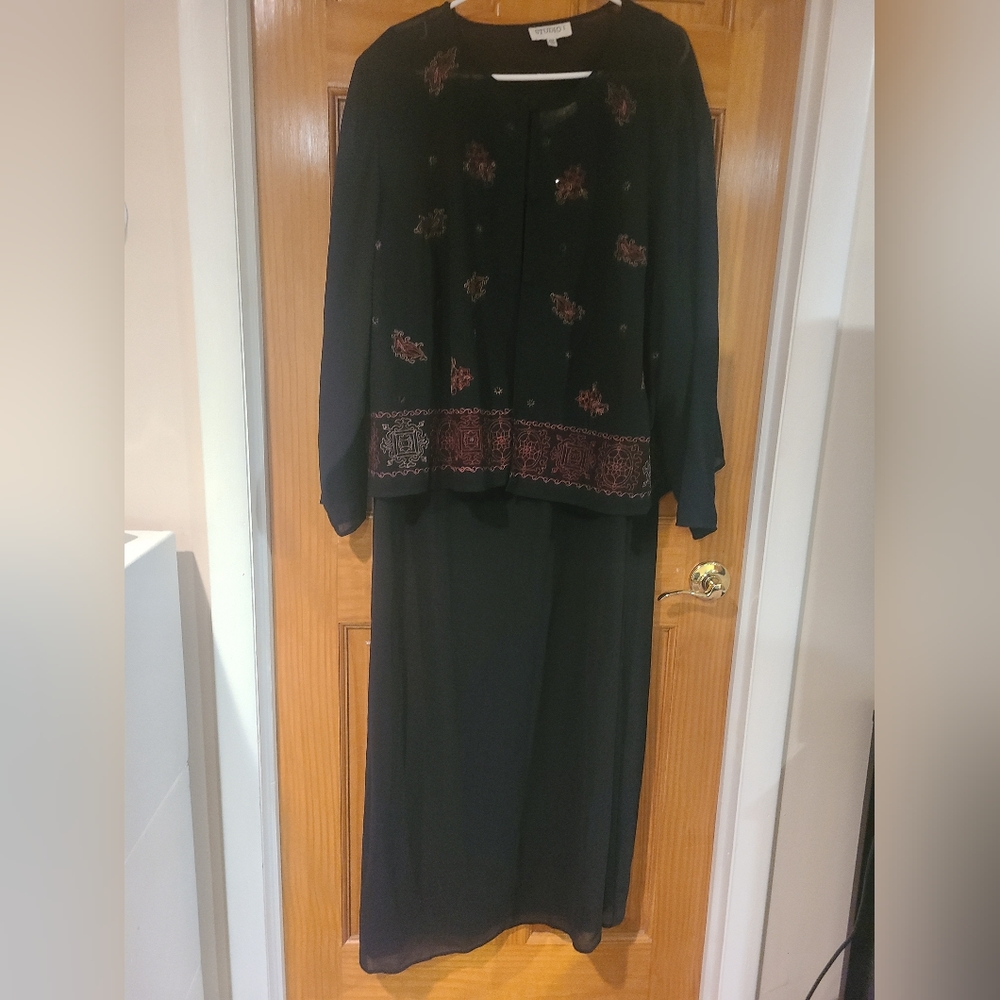 Studio I 24w maxi dress with jacket